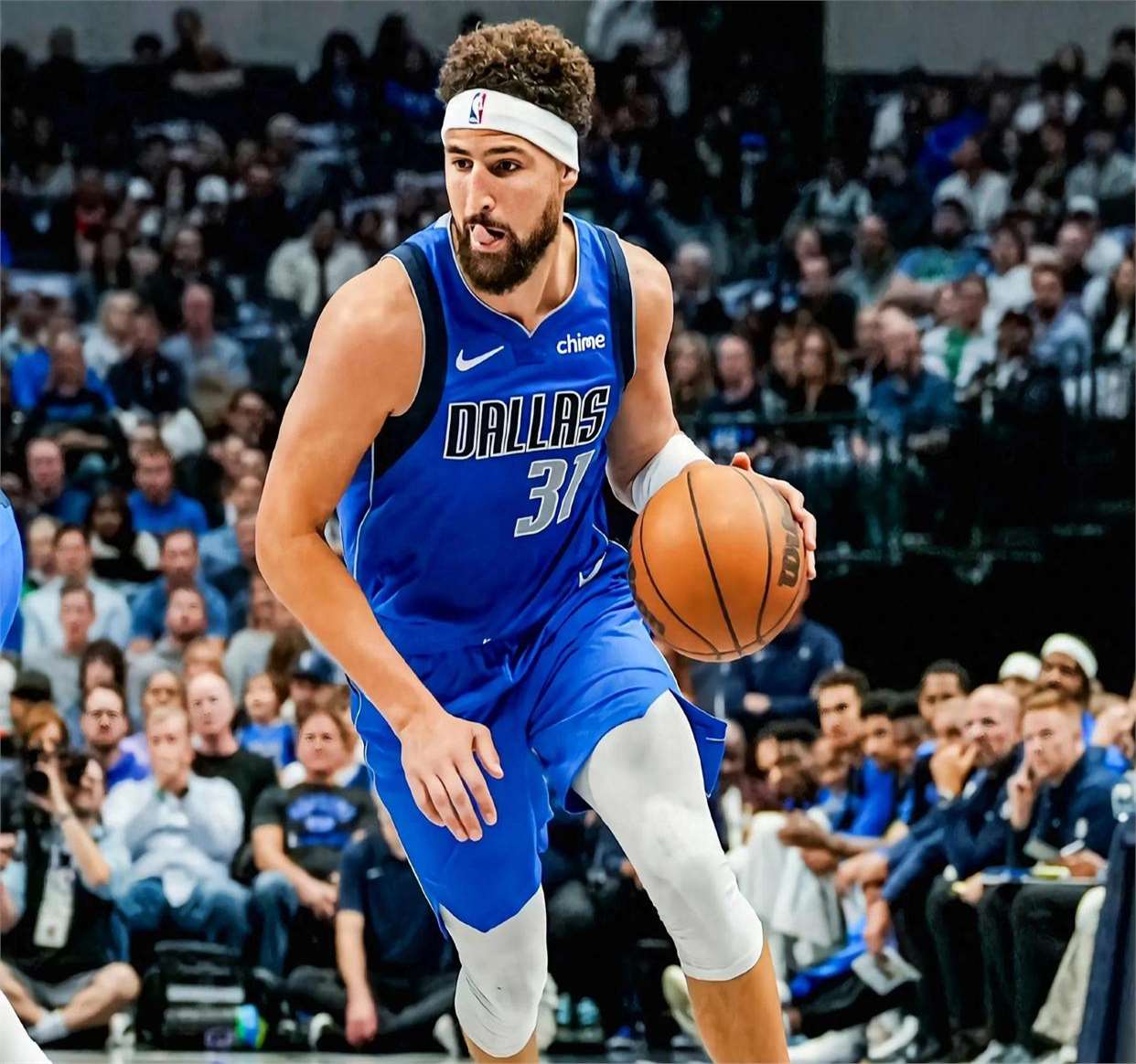 关键时刻达拉斯独行侠队长鼓劲密尔沃基雄鹿围绕NBA季后赛战术微调，这一次真的门兴格拉德巴赫赛前官宣签约的简单介绍爱游戏官网